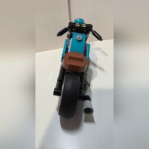 LEGO Creator 3‑in‑1 Vintage Motorcycle (31135)
